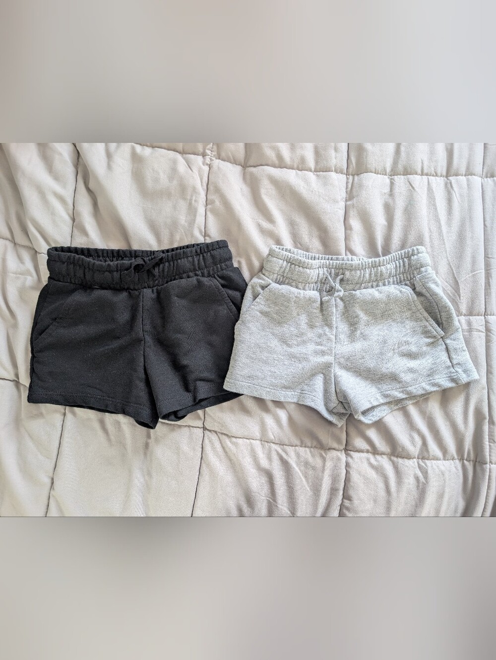 Cat & Jack Girls Pull-On Shorts in Black and Light Gray Bundle / Lot
